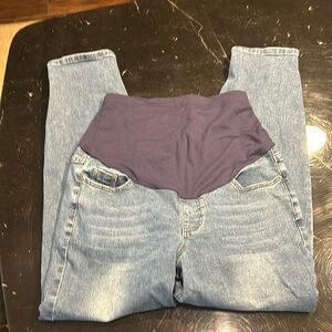 Straight leg maternity jeans